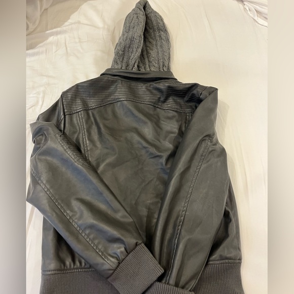 Urban Edge Hooded Leather Vintage Jacket - Picture 5 of 5